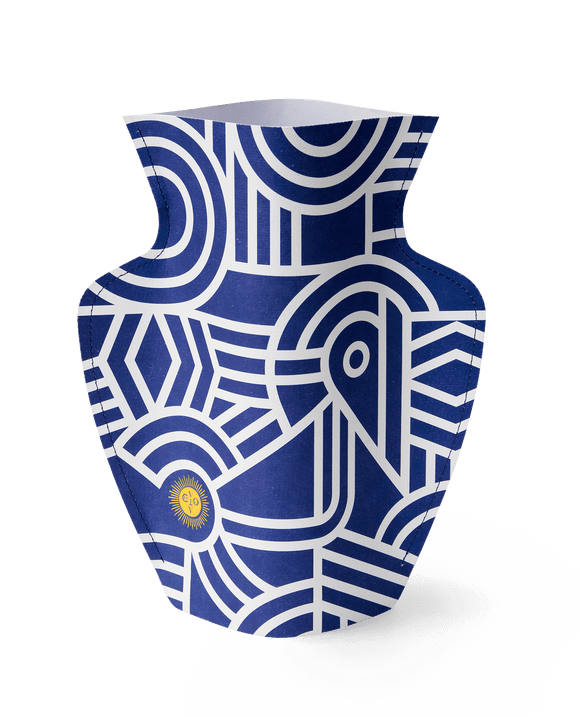 Paper vase / amphora / 26.5 x 29 cm