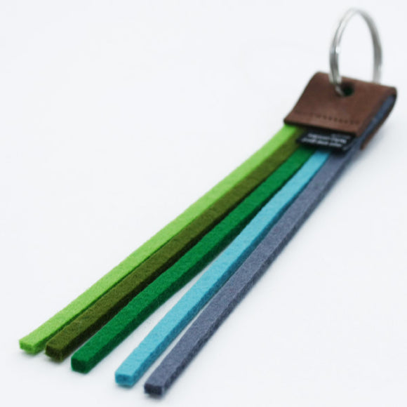 Schlüsselanhänger / True Colors / Wollfilz / grün
